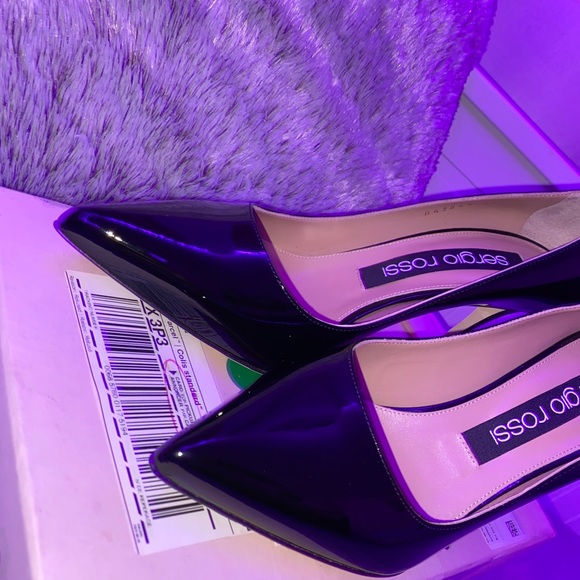 Heals - Picture 3 of 6